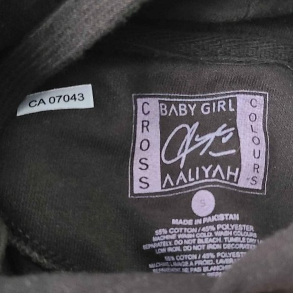 Brand NEW AALIYAH Black Hoodie - Picture 3 of 4